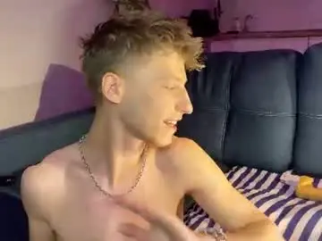 Chaturbate Adult Video Chat of andytwinkkk