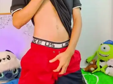 Chaturbate Free Live Porn of ely_king