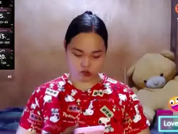 Chaturbate Nude Webcam of urasian_hotchix69