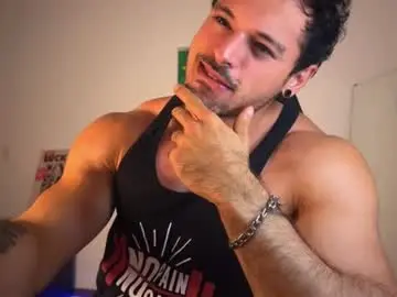 Chaturbate Best live sex cam show of lucasfit24
