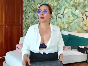 Chaturbate Live Sex of madame_angelic_1