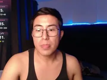 Chaturbate Best live sex cam show of andrewmhilton_