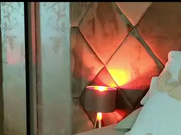 Chaturbate Best live sex cam show of boobsiemilaa