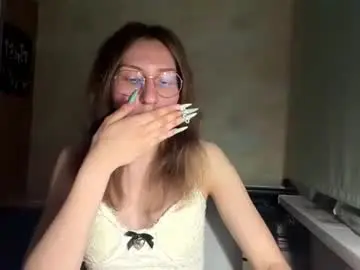 Chaturbate Live Sex Cam of monikakotts