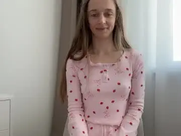 Chaturbate Adult Webcams of shy_schoolgirl_
