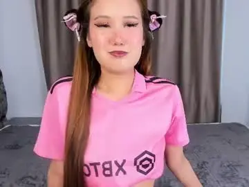 Chaturbate Watch Live Sex Cams of cinnamonpie_