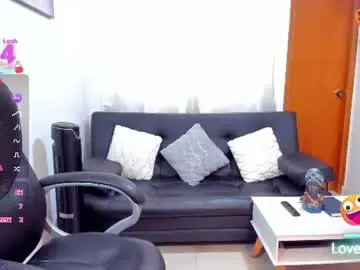 Chaturbate Watch Live Sex Cams of alisonlemoos