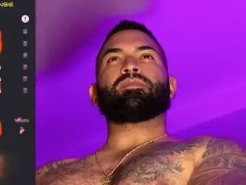 Chaturbate Watch Live Sex Cams of max__prada