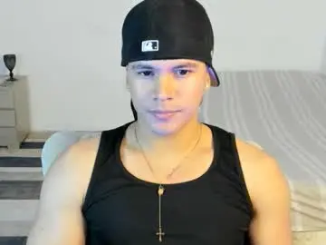 Chaturbate Live Sex of sant_wahlberg