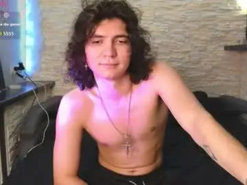 Chaturbate Live Sex Cam of dean_raven