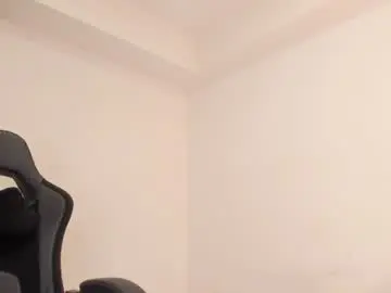 Chaturbate Free Live Porn of skinnyy__016__