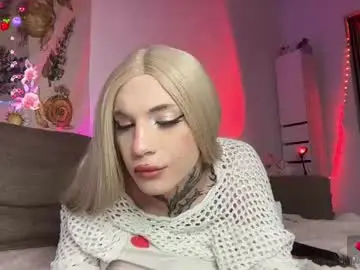 Chaturbate Live Sex Cam of chloevesper