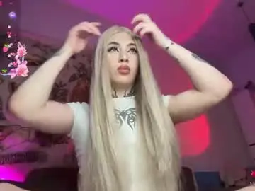 Chaturbate Live Sex Cam of chloevesper