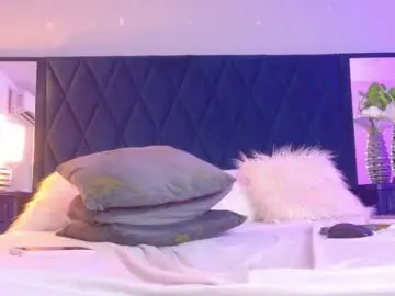 Chaturbate Watch Live Sex Cams of violet_saunders
