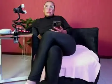 Chaturbate Adult Webcams of milf_sikiu