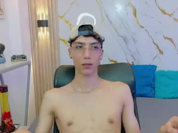 Chaturbate Live Sex Cam of nikolay_gregori