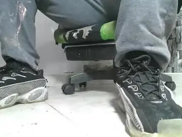Chaturbate Free Live Porn of srfindomfeet_