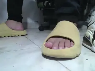 Chaturbate Private Sex Chat of srfindomfeet_