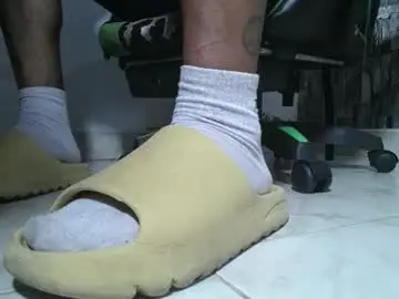 Chaturbate Private Sex Chat of srfindomfeet_