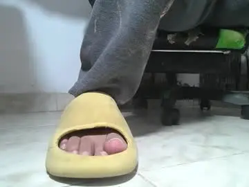 Chaturbate Adult Webcam of srfindomfeet_