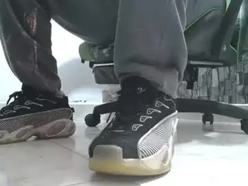 Chaturbate Sex Cam of srfindomfeet_