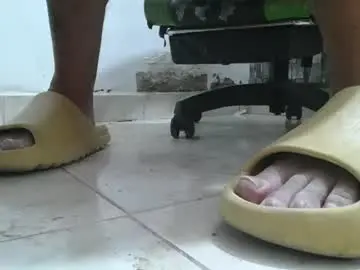 Chaturbate Private Sex Chat of srfindomfeet_