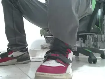 Chaturbate Sex Chat of srfindomfeet_