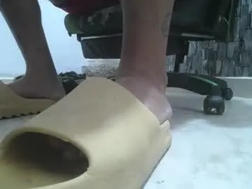 Chaturbate Private Sex Chat of srfindomfeet_