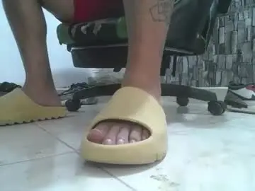 Chaturbate Live Sex of srfindomfeet_