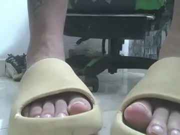 Chaturbate Sex Chat of srfindomfeet_