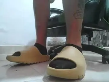 Chaturbate Private Sex Chat of srfindomfeet_
