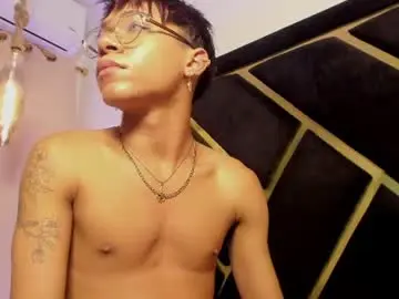 Chaturbate Best live sex cam show of tiago_noir