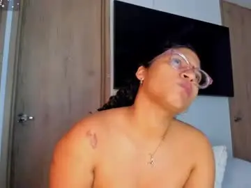 Chaturbate Live Sex Cam of iriss_25