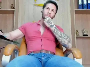 Chaturbate Live Porn of george_diesell_