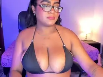 Chaturbate Free Live Porn of ebony__queen2