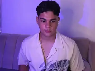 Chaturbate Adult Webcams of eithan_jonnes
