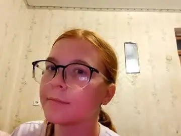 Chaturbate Live Sex Cam of henrietteduchesne