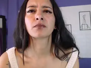 Chaturbate Live Porn of skinny_yizz