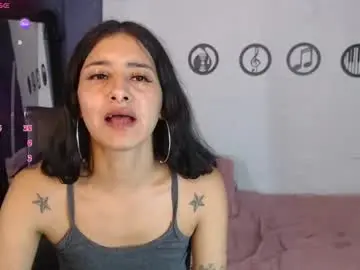 Chaturbate Free Live Porn of skinny_yizz