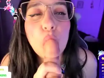 Chaturbate Free Live Porn of tellme_maddie