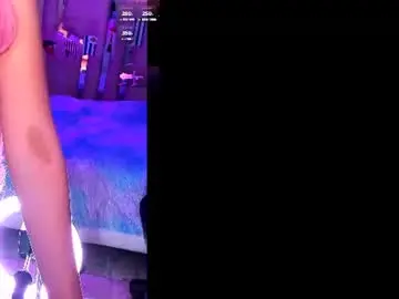 Chaturbate Live Porn of vivicute_