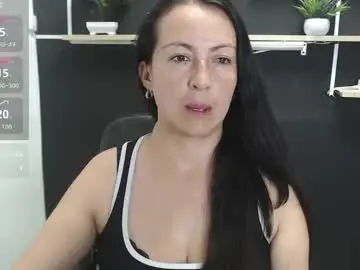 Chaturbate Watch Live Sex Cams of lauryn_jones