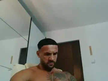 Chaturbate Live Porn of tridentmuscles