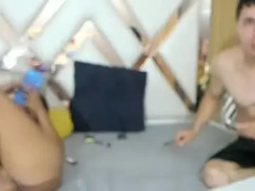 Chaturbate Free Porn Cam of zoeandalex_