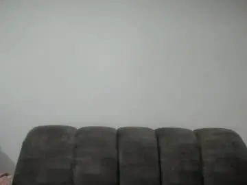 Chaturbate Live Sex of emilyhines__