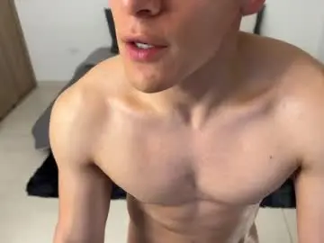 Chaturbate Free Live Porn of max_lancaster