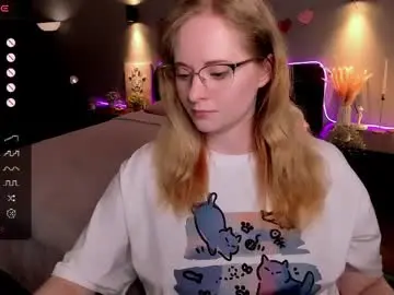 Chaturbate Live Sex Cam of sheslinki