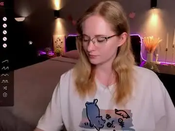 Chaturbate Nude Webcam of sheslinki
