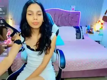 Chaturbate Watch Live Sex Cams of princess_skinny18