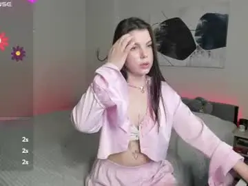 Chaturbate Watch Live Sex Cams of emmyyk